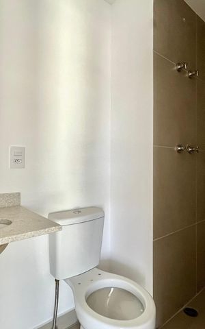 Apartamento à venda com 55m², 2 quartos e 1 vaga Apartamento à venda com 55m², 2 quartos e 1 vagaBanheiro