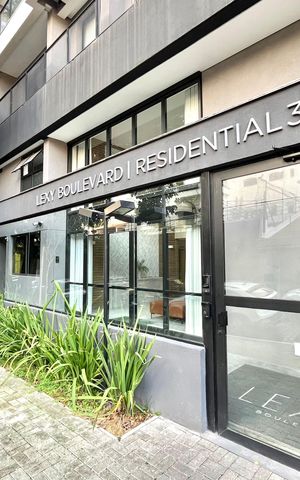 Apartamento à venda com 55m², 2 quartos e 1 vaga Apartamento à venda com 55m², 2 quartos e 1 vagaFachada