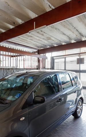 Casa à venda com 103m², 3 quartos e 1 vaga Casa à venda com 103m², 3 quartos e 1 vagaGaragem