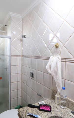 Apartamento para alugar com 104m², 3 quartos e 2 vagasBanheiro do Quarto 1