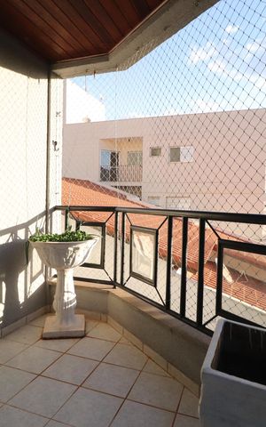 Apartamento para alugar com 104m², 3 quartos e 2 vagasSacada da Sala