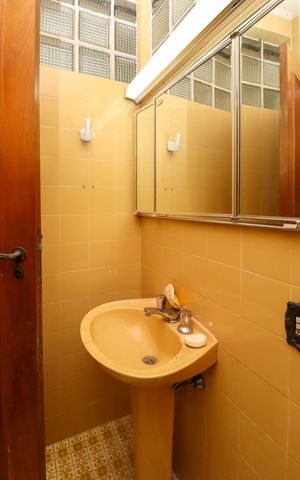 Casa para alugar com 500m², 4 quartos e 4 vagas Casa para alugar com 500m², 4 quartos e 4 vagasBanheiro Suíte 2