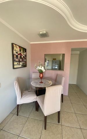 Apartamento à venda com 55m², 2 quartos e 1 vaga Apartamento à venda com 55m², 2 quartos e 1 vagaSala