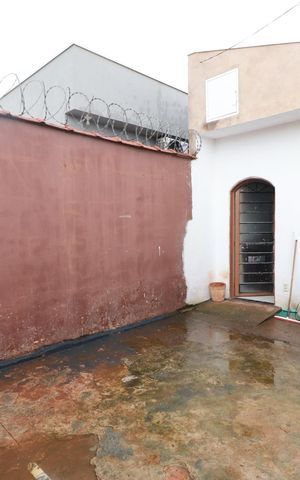 Casa para alugar com 45m², 1 quarto e 1 vagaQuintal 