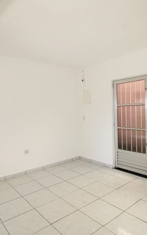 Casa para alugar com 60m², 2 quartos e sem vagaSala