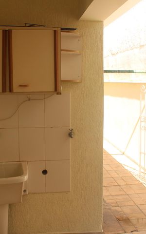 Casa para alugar com 282m², 4 quartos e 4 vagasÁrea de Serviço