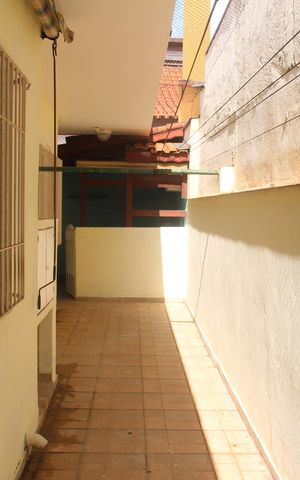 Casa para alugar com 282m², 4 quartos e 4 vagasQuintal