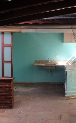 Casa para alugar com 282m², 4 quartos e 4 vagasQuintal
