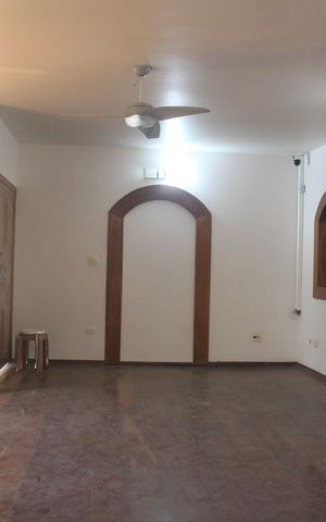 Casa para alugar com 282m², 4 quartos e 4 vagasSala