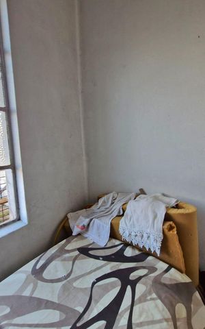 Apartamento à venda com 92m², 2 quartos e 1 vaga Apartamento à venda com 92m², 2 quartos e 1 vagaSala