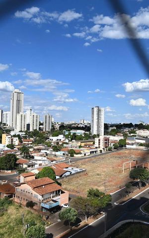Apartamento para alugar com 77m², 3 quartos e 2 vagas