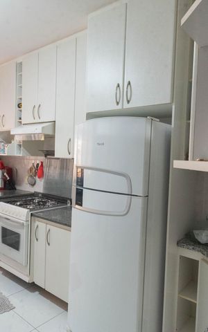Casa à venda com 127m², 2 quartos e 4 vagas Casa à venda com 127m², 2 quartos e 4 vagasCozinha