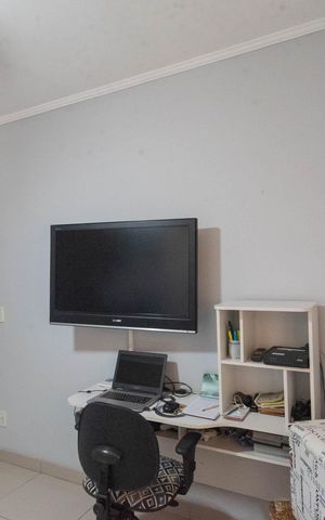Casa à venda com 127m², 2 quartos e 4 vagas Casa à venda com 127m², 2 quartos e 4 vagasQuarto
