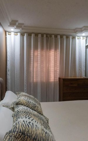 Casa à venda com 127m², 2 quartos e 4 vagas Casa à venda com 127m², 2 quartos e 4 vagasSuíte