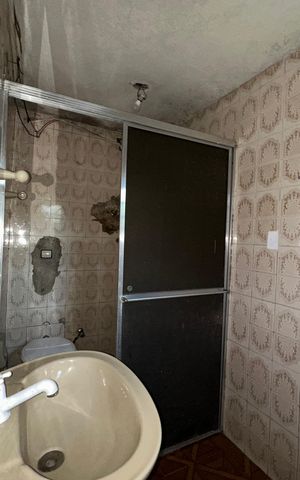 Casa para alugar com 125m², 3 quartos e 1 vaga Casa para alugar com 125m², 3 quartos e 1 vagaBanheiro de serviço