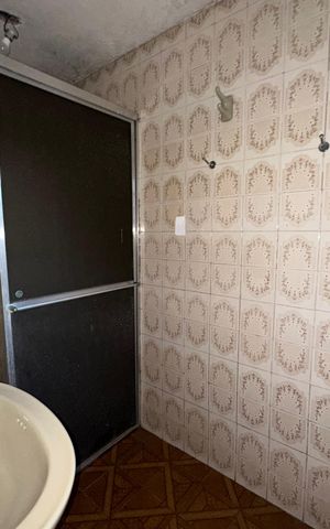 Casa para alugar com 125m², 3 quartos e 1 vaga Casa para alugar com 125m², 3 quartos e 1 vagaBanheiro de serviço