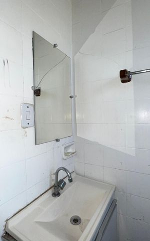Casa para alugar com 125m², 3 quartos e 1 vaga Casa para alugar com 125m², 3 quartos e 1 vagaBanheiro Social