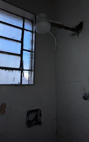 Casa para alugar com 125m², 3 quartos e 1 vaga Casa para alugar com 125m², 3 quartos e 1 vagaBanheiro Social