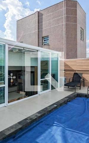 Apartamento para alugar com 133m², 3 quartos e 3 vagasÁrea comum - Piscina