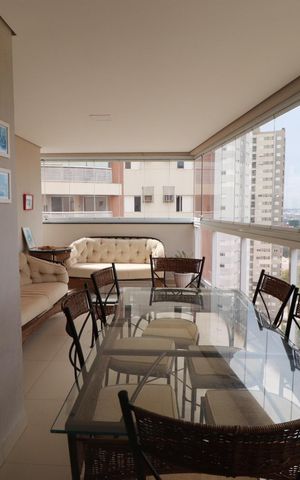 Apartamento para alugar com 150m², 3 quartos e 3 vagasVaranda 