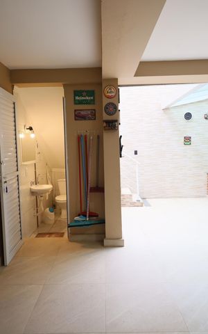 Casa à venda com 140m², 3 quartos e 3 vagasSalão
