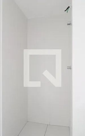 Apartamento à venda com 29m², 1 quarto e sem vaga Apartamento à venda com 29m², 1 quarto e sem vagaBanheiro