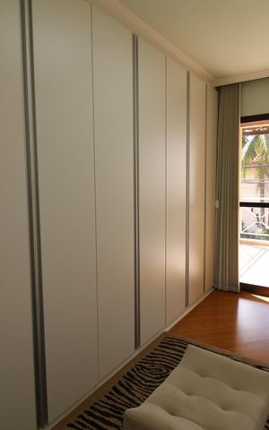 Casa de condomínio à venda com 119m², 4 quartos e 3 vagasCloset da suíte 3