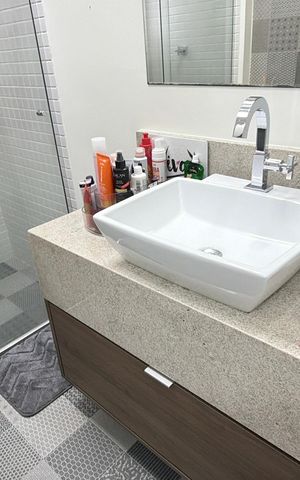Apartamento à venda com 89m², 3 quartos e 1 vaga Apartamento à venda com 89m², 3 quartos e 1 vagaBanheiro