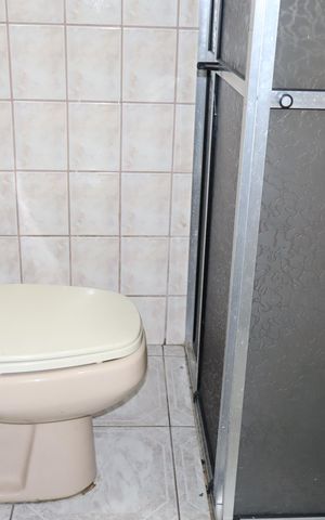 Casa à venda com 125m², 3 quartos e 2 vagasBanheiro Social
