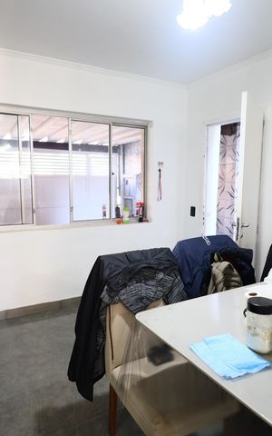 Casa à venda com 550m², 3 quartos e 3 vagasSala