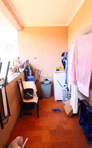 Casa à venda com 550m², 3 quartos e 3 vagasÁrea de Serviço 2