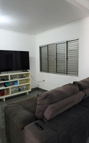 Casa à venda com 550m², 3 quartos e 3 vagasSala