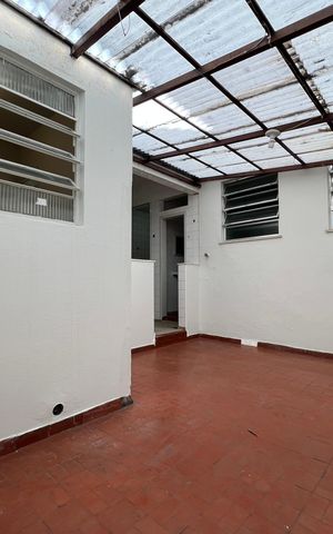 Apartamento para alugar com 182m², 4 quartos e 1 vaga Apartamento para alugar com 182m², 4 quartos e 1 vagaÁrea