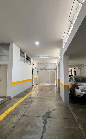 Apartamento para alugar com 182m², 4 quartos e 1 vaga Apartamento para alugar com 182m², 4 quartos e 1 vagaÁrea comum - Estacionamento