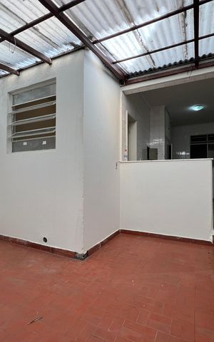 Apartamento para alugar com 182m², 4 quartos e 1 vaga Apartamento para alugar com 182m², 4 quartos e 1 vagaÁrea