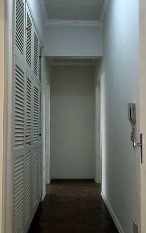 Apartamento para alugar com 182m², 4 quartos e 1 vaga Apartamento para alugar com 182m², 4 quartos e 1 vagaCorredor