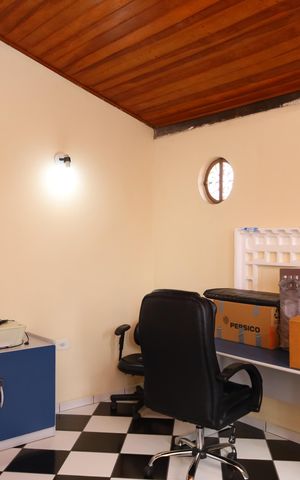 Casa à venda com 234m², 5 quartos e 2 vagasEscritório - Sótão