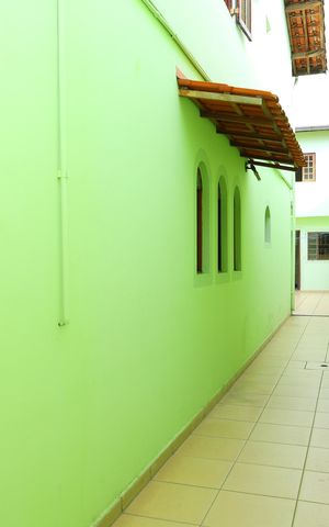 Casa à venda com 234m², 5 quartos e 2 vagasCorredor