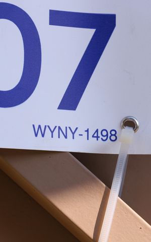 Casa à venda com 234m², 5 quartos e 2 vagasPlaca GRANDE instalada no portão do imóvel, dia 12.08.2026 - Código da placa: WYNY-1498