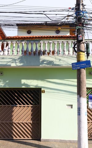 Casa à venda com 234m², 5 quartos e 2 vagasFachada do imóvel - Placa GRANDE instalada no portão do imóvel, dia 12.08.2026 - Código da placa: WYNY-1498