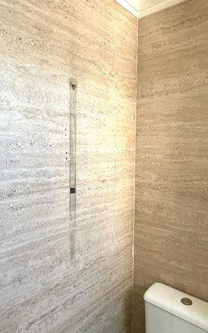 Apartamento à venda com 103m², 3 quartos e 2 vagas Apartamento à venda com 103m², 3 quartos e 2 vagasBanheiro da Suíte