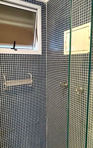 Apartamento à venda com 103m², 3 quartos e 2 vagas Apartamento à venda com 103m², 3 quartos e 2 vagasBanheiro 1