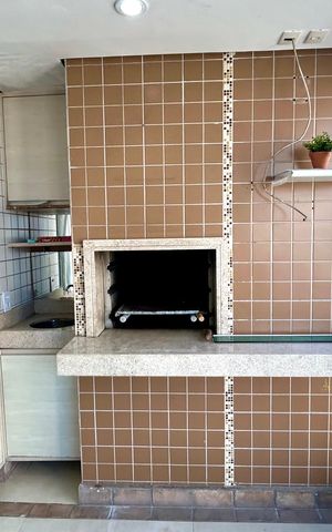 Apartamento à venda com 103m², 3 quartos e 2 vagas Apartamento à venda com 103m², 3 quartos e 2 vagasVaranda da Sala