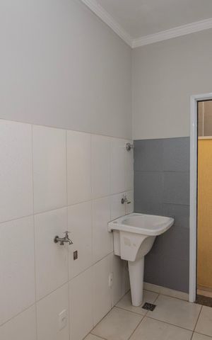 Casa de condomínio para alugar com 300m², 4 quartos e 3 vagas Casa de condomínio para alugar com 300m², 4 quartos e 3 vagasÁrea de Serviço