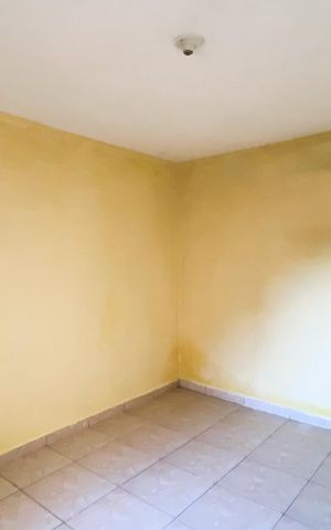 Casa para alugar com 42m², 1 quarto e sem vaga Casa para alugar com 42m², 1 quarto e sem vagaQuarto