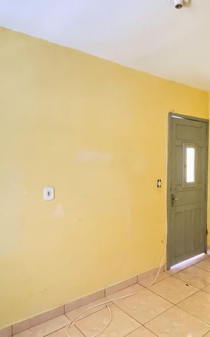 Casa para alugar com 42m², 1 quarto e sem vaga Casa para alugar com 42m², 1 quarto e sem vagaSala