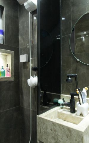 Casa à venda com 50m², 2 quartos e sem vaga Casa à venda com 50m², 2 quartos e sem vagaBanheiro 1