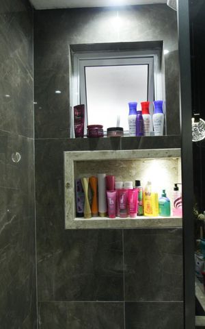 Casa à venda com 50m², 2 quartos e sem vaga Casa à venda com 50m², 2 quartos e sem vagaBanheiro 1