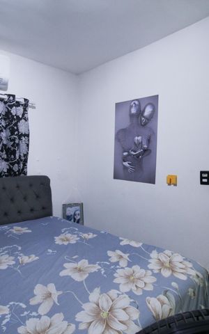 Casa à venda com 50m², 2 quartos e sem vaga Casa à venda com 50m², 2 quartos e sem vagaQuarto 1
