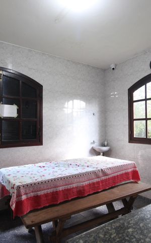 Casa à venda com 140m², 3 quartos e 4 vagasCozinha externa 